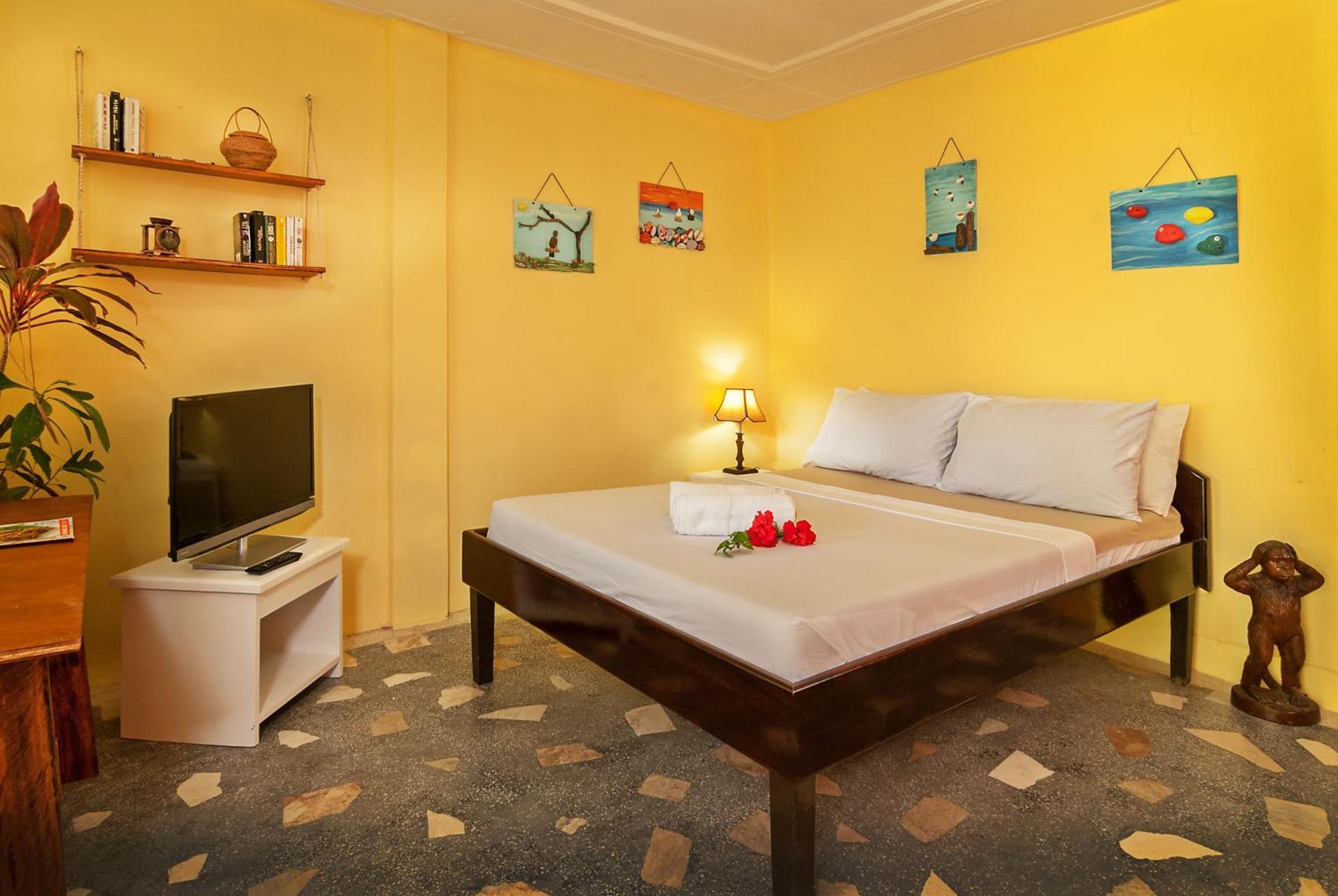Kurma Eco Beach Lodge Mambajao Rum bild